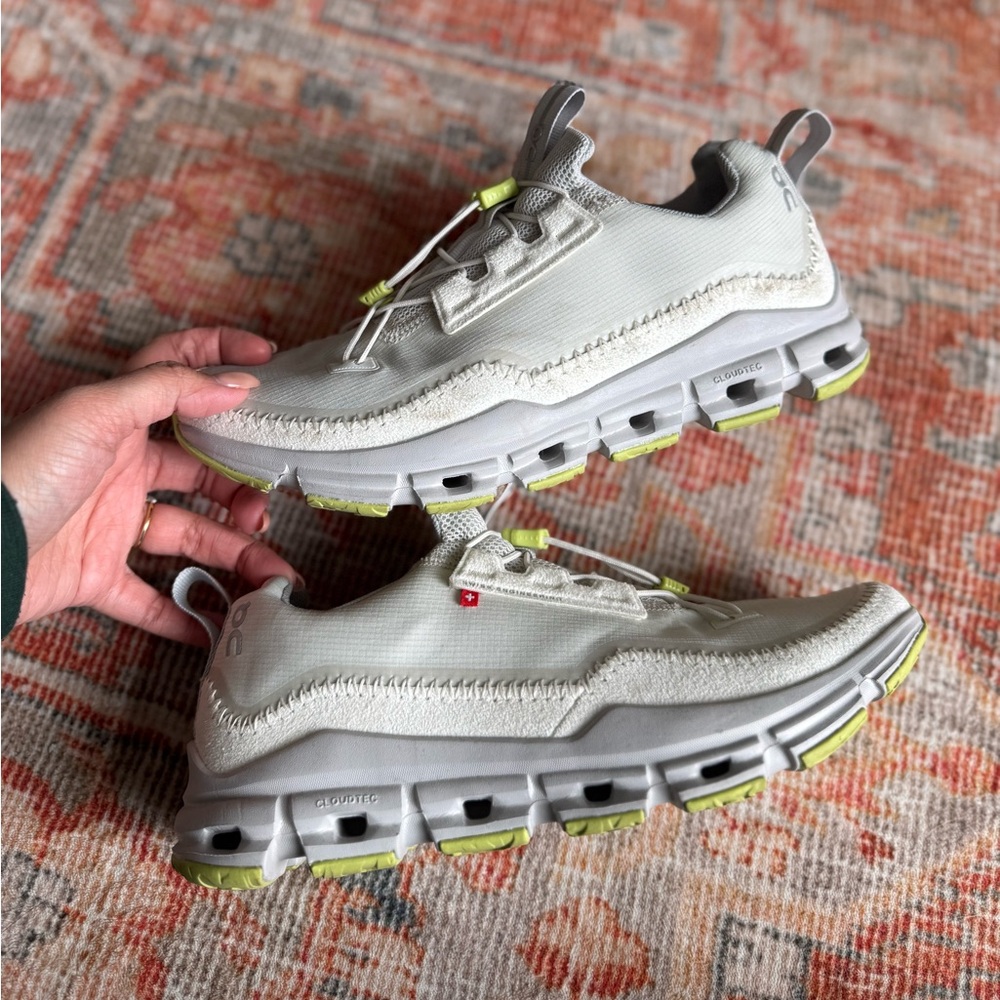 On Cloudaway Women’s Undyed-White / Glacier
